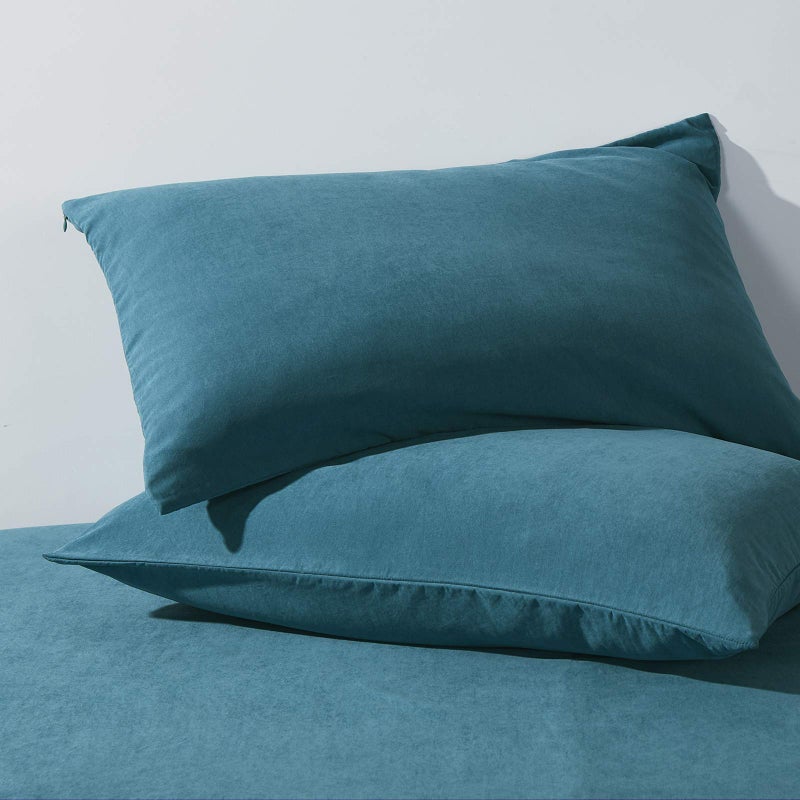 HAPPYMOON Microfiber Pillowcases Standard with Zipper Set of 2 - Breathable Zippered Pillow Covers for Hair and Skin, Soft Brushed Pillow Cases 2 Pack, 20 x 26 Inches, Teal - Image 1